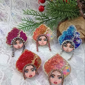 Брошьки из эпоксидной смолы